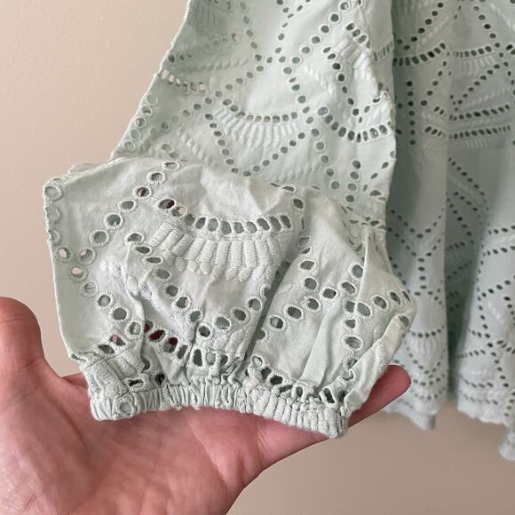 Sundance Eyelet Top - Picture 4 of 9